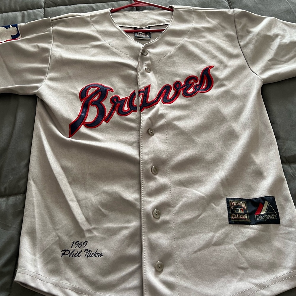 Up for sale is a 1969 Phil Niekro Atlanta Braves  Cooperstown Collection jersey